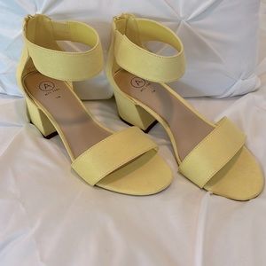 Yellow adorable Additions Elle shoes with 2” heels
